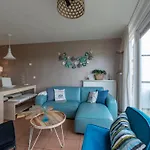 Wijde Blick 301 Adults Only *