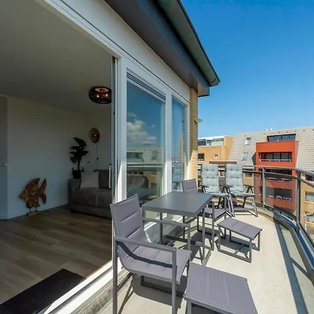 Stylish Couples Retreat (adults Only)