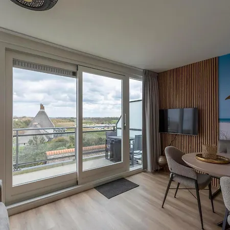 Stylish Couples Retreat (adults Only) Apartment *