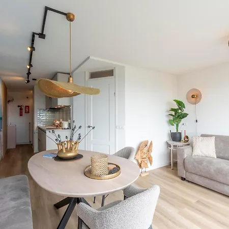 Apartment Stylish Couples Retreat (adults Only) *