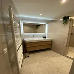 Wijde Blick 301 Adults Only *