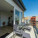 Wijde Blick 301 Adults Only