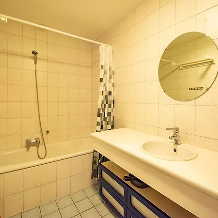 Wijde Blick 301 Adults Only *